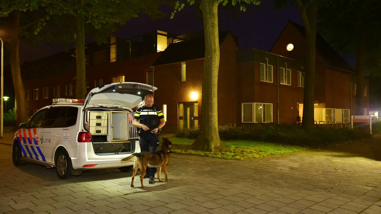 Gewapende overval gebouw GGz Breburg aan Mendelssohnstraat in Tilburg: drie daders gevlucht.