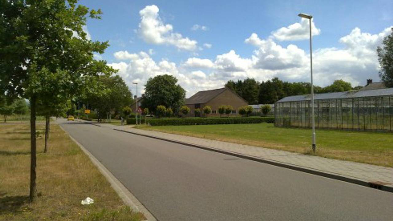 Het terrein waar het wellnesscentrum moet komen.