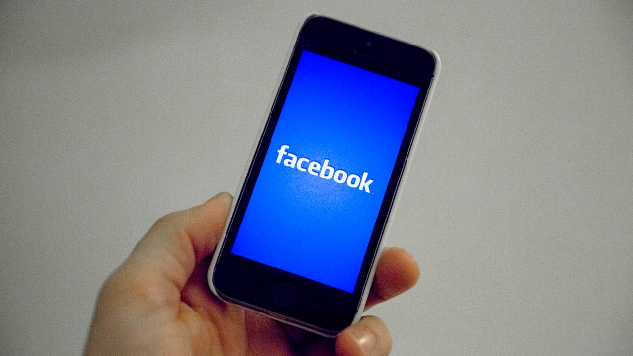 Mannen deden alsof ze een meisje waren op Facebook. (ANP)