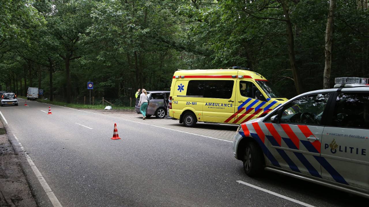 Kind gewond bij botsing. (foto: Gabor Heeres / SQ Vision)