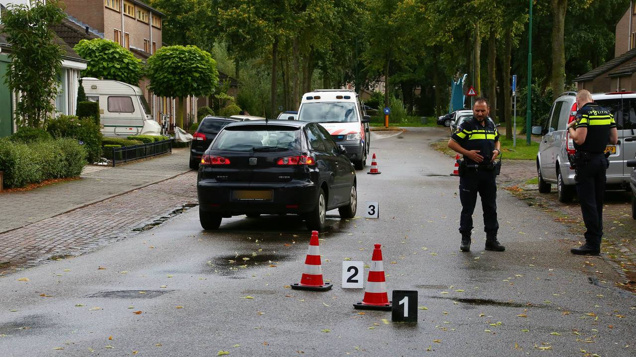 Vrouw zwaargewond bij ongeval in Heesch.