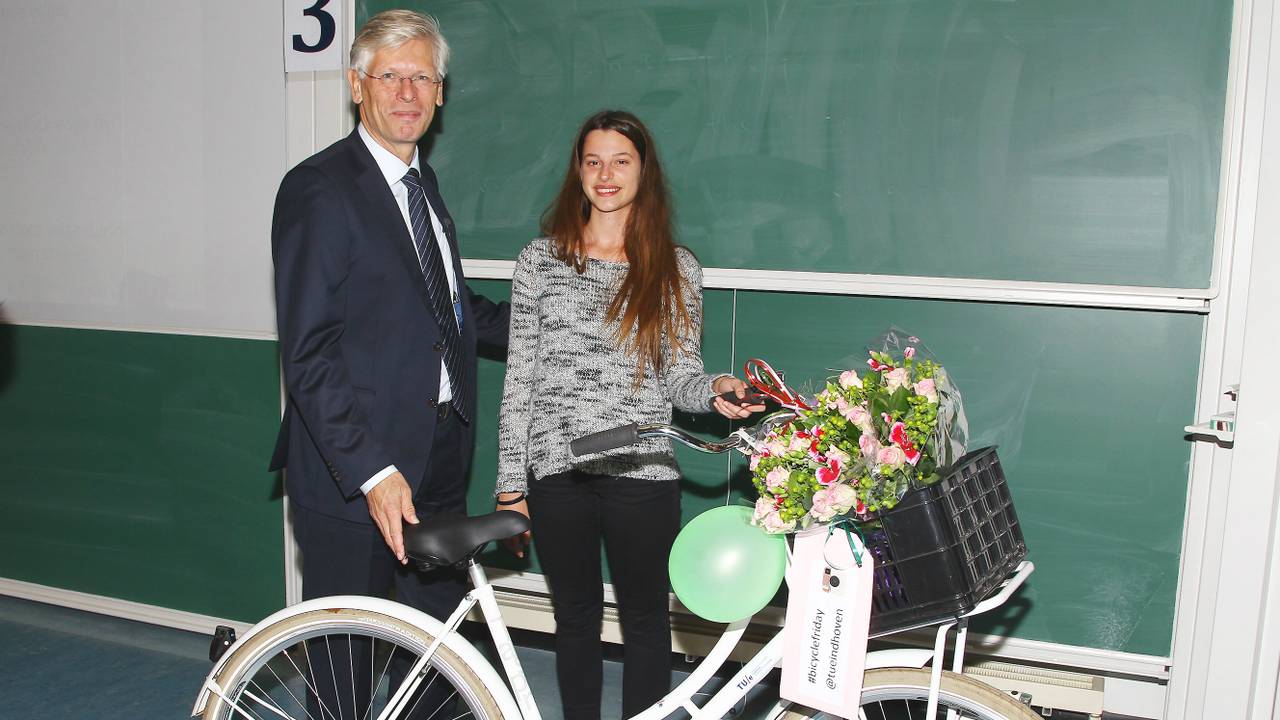 Angeliki Rama uit Griekenland is de 10.000e student op de TU/e. (foto: TU Eindhoven/John Claessens)