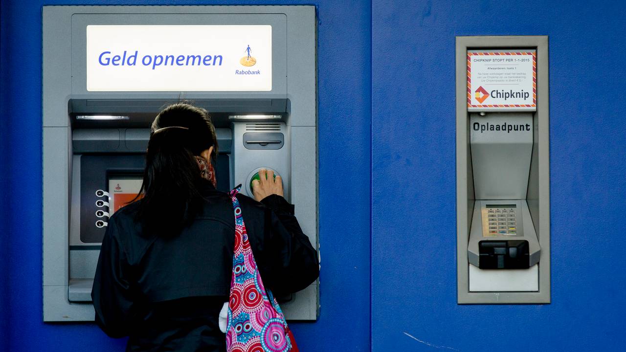 Pinnen is veilig in Woudrichem