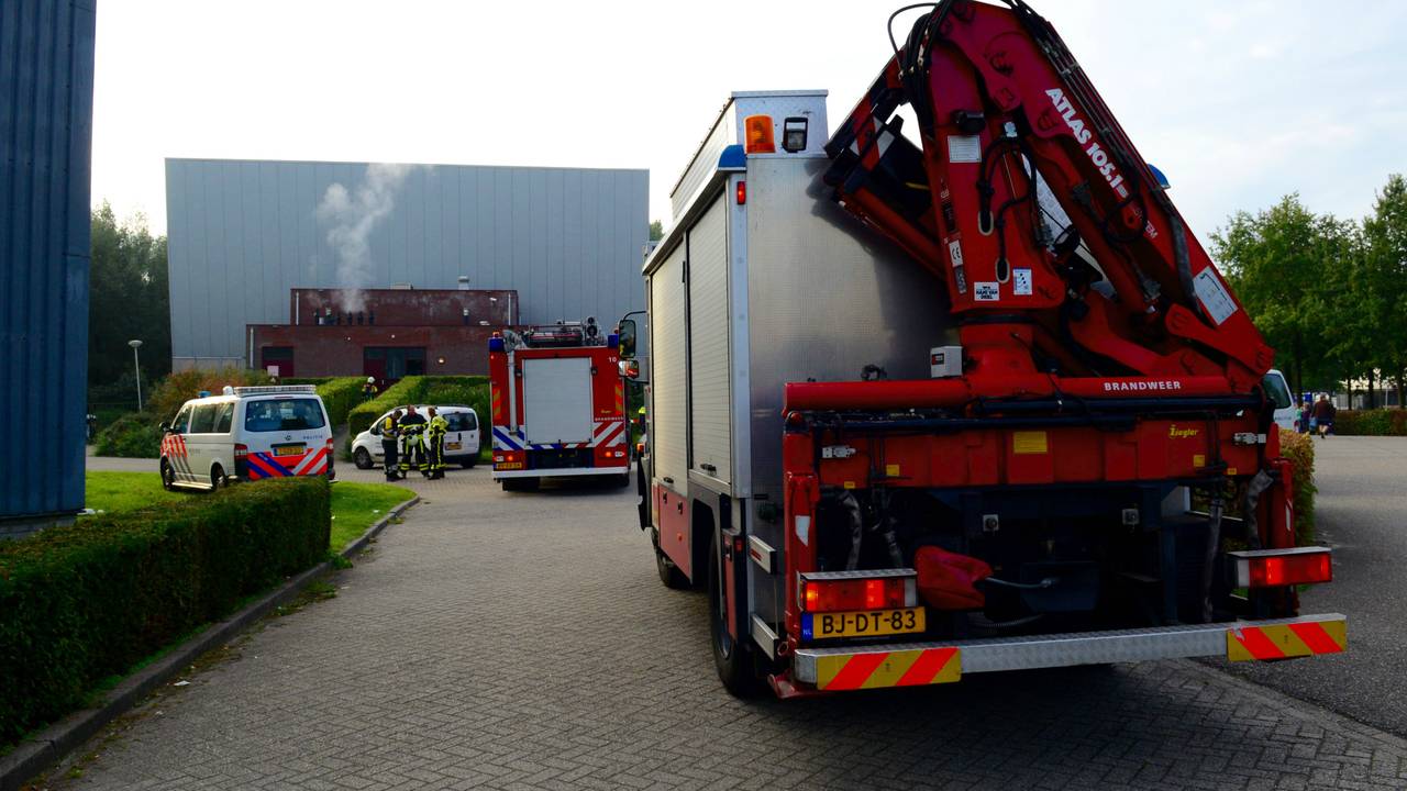 Zwembad Breda ontruimd om chloor. (foto: Rob de Haas/Mainstay Media Breda)