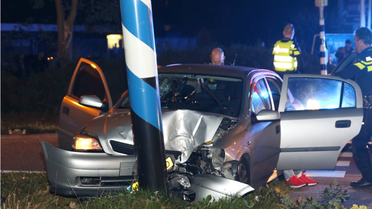 Het is onbekend hoe de slachtoffers eraan toe zijn (Foto: Mathijs Bertens/Stuve fotografie)