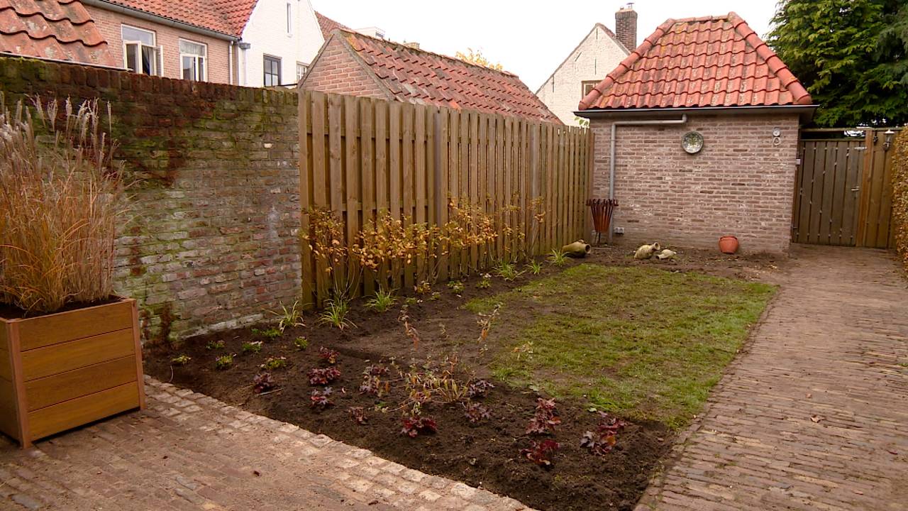 De opgeknapte tuin van de familie Hoedemaker uit Heusden