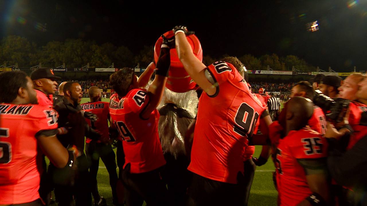 Dutch Lions halen EK door zege in Waalwijk