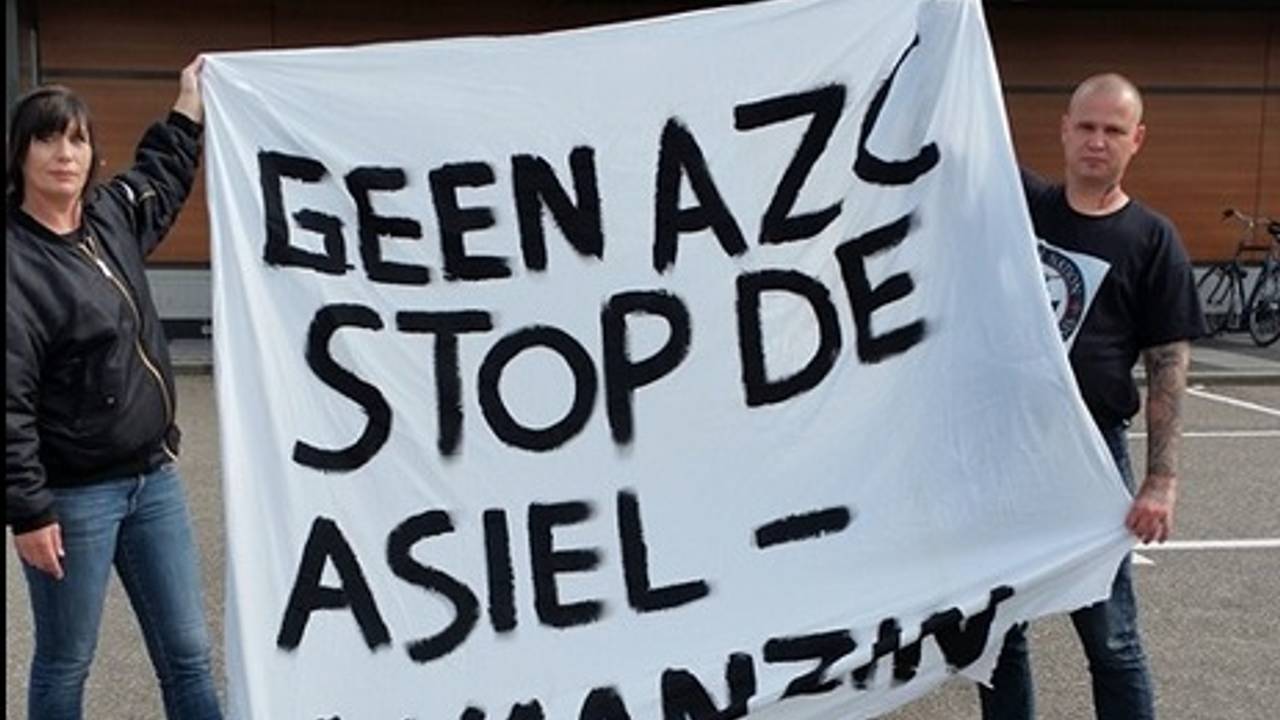 Foto: Facebook-pagina 'Oss tegen asielwaanzin'