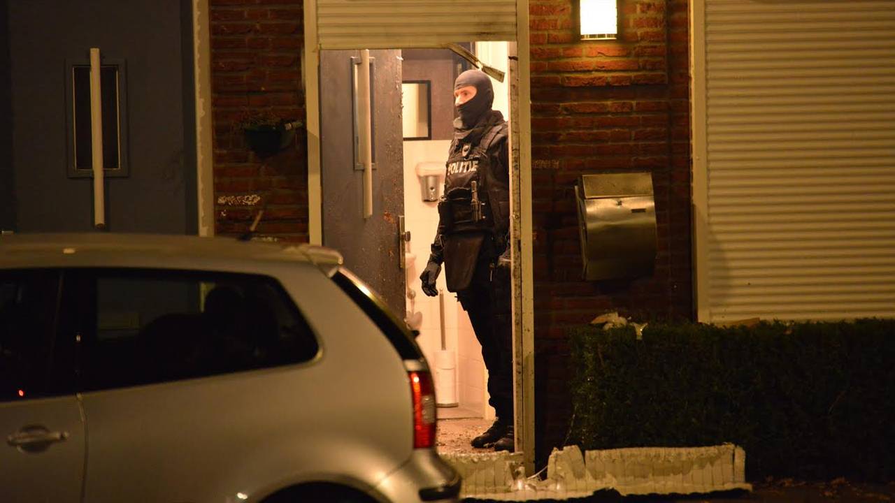 Inval huis Fagelstraat in Breda (Foto: Perry Roovers / SQ Vision Mediaprodukties)