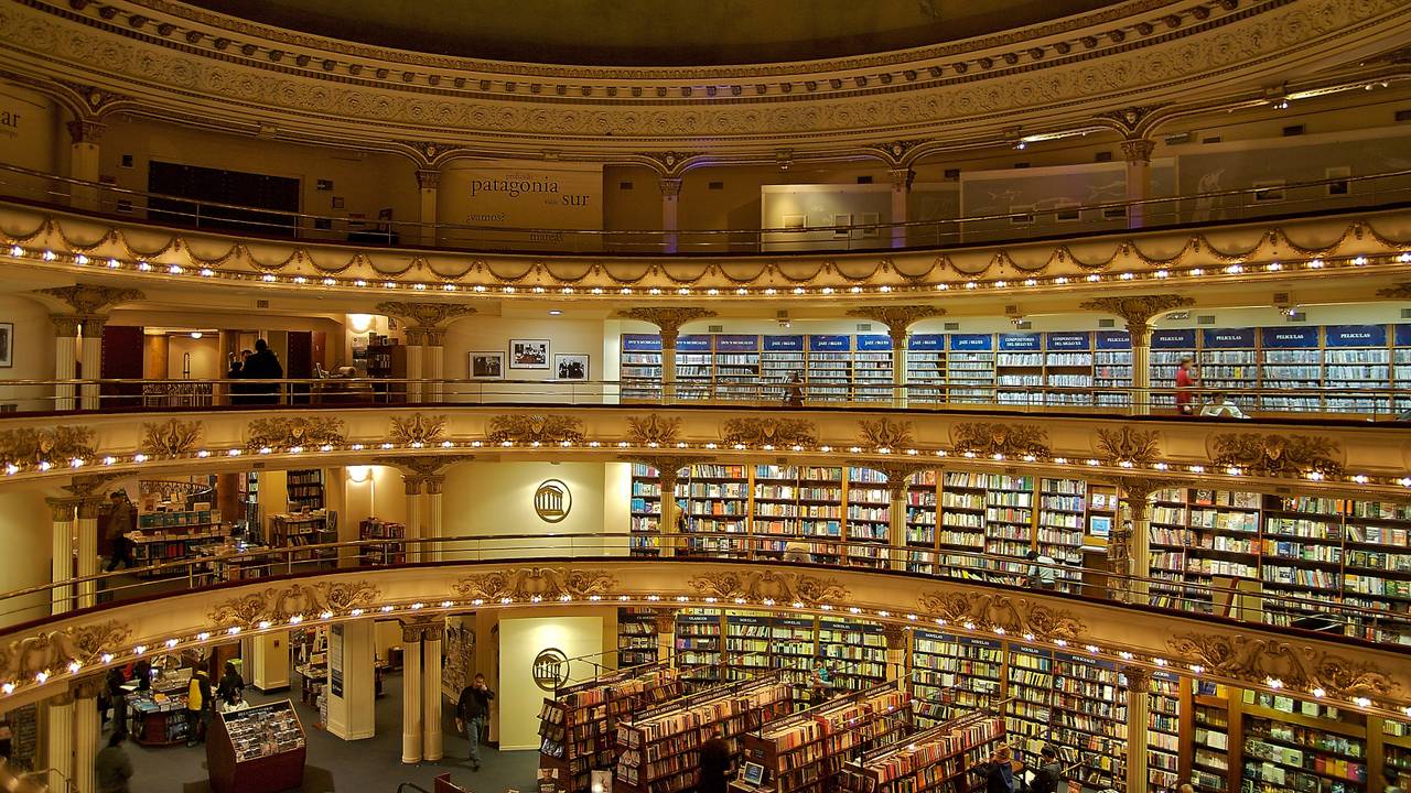 Dit is de inspiratie: El Ateneo Grand Splendid in Buenos Aires. (Foto: David Longhorn/Flickr)