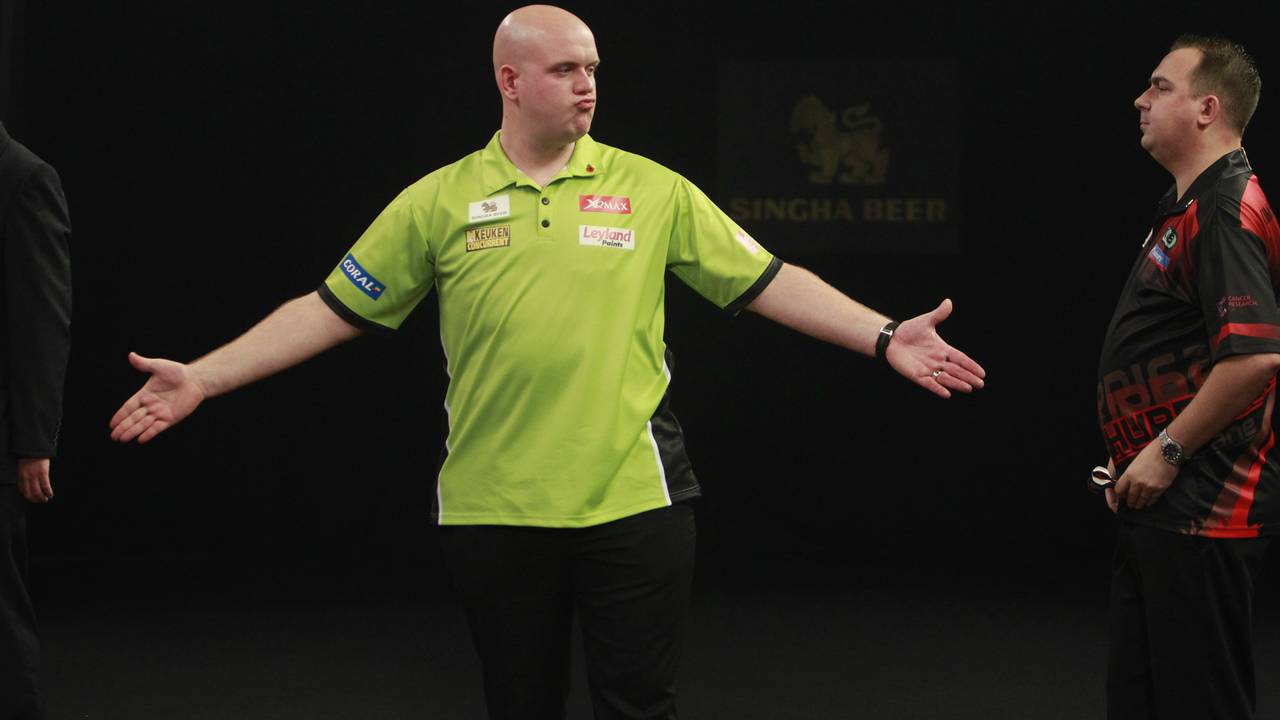 Michael van Gerwen met een onoverwinnelijke 'duckface'.  (Foto: Lawrence Lustig/PDC)