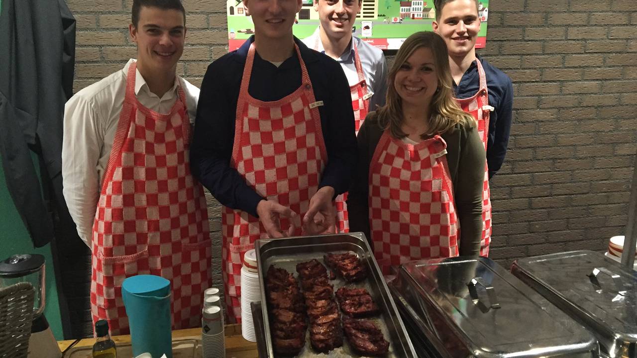 Studenten van de HAS met hun Norib