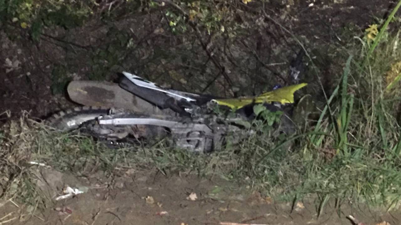 Politie doet onderzoek (foto: Bart Meesters/Meesters Multi Media).