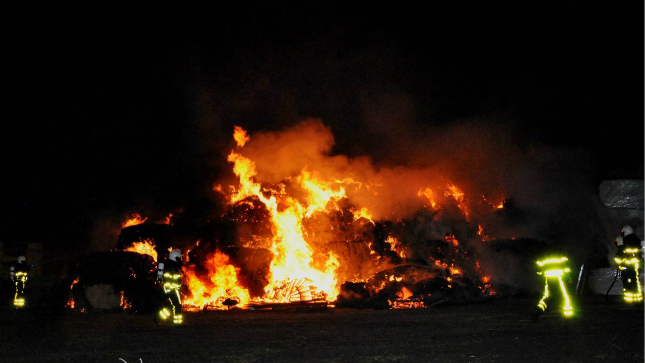 Het vuur werd rond halfeen ontdekt. (Foto: Alexander Vingerhoeds/Obscura Foto).