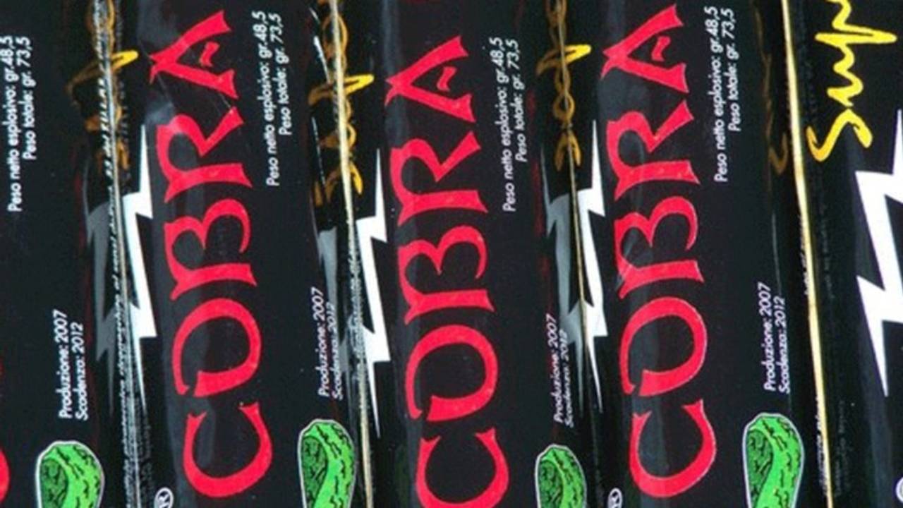 De 13-jarige jongen verkocht illegaal vuurwerk