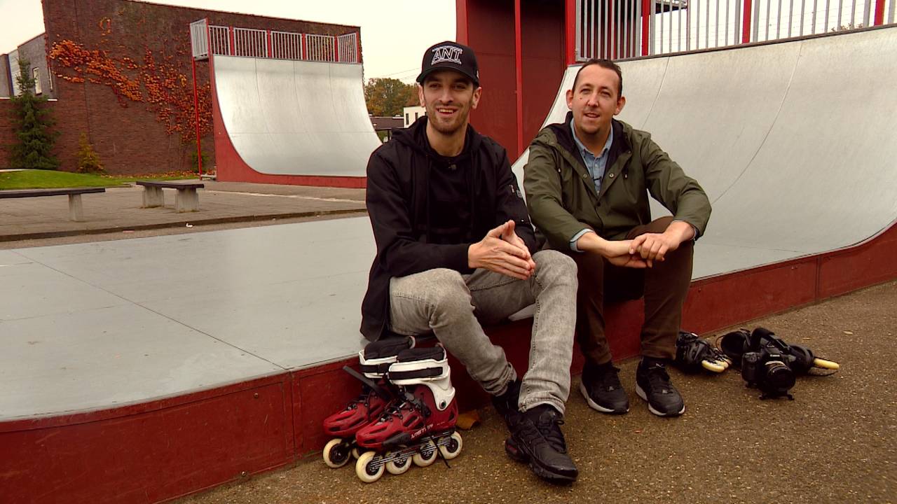 Timmy van Rixtel (l) en Niels Groenendijk op Skatepark Helmond.