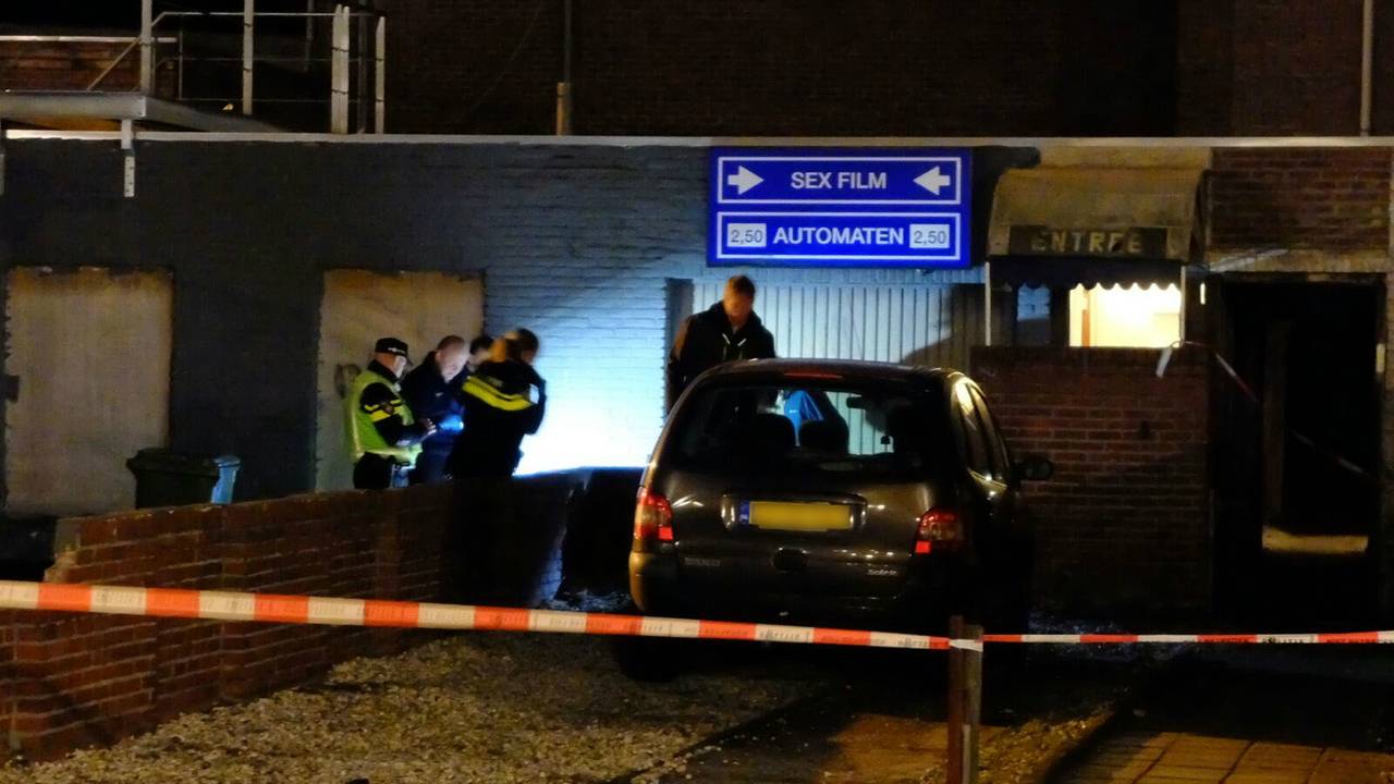 Onderzoek op de Kerkweg. (Foto: Rico Vogels/SQ Vision)