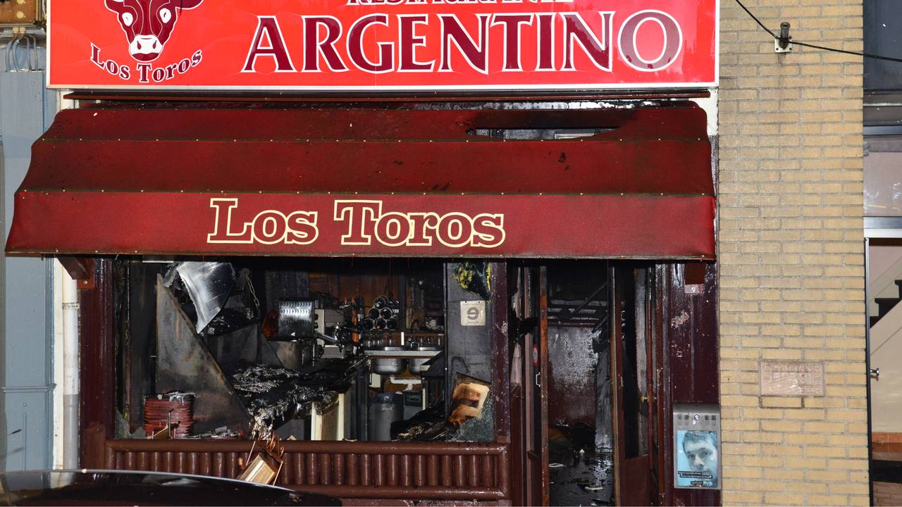 De ravage na de brand in het restaurant. (Foto: Rob de Haas/ Mainstay Media Breda)