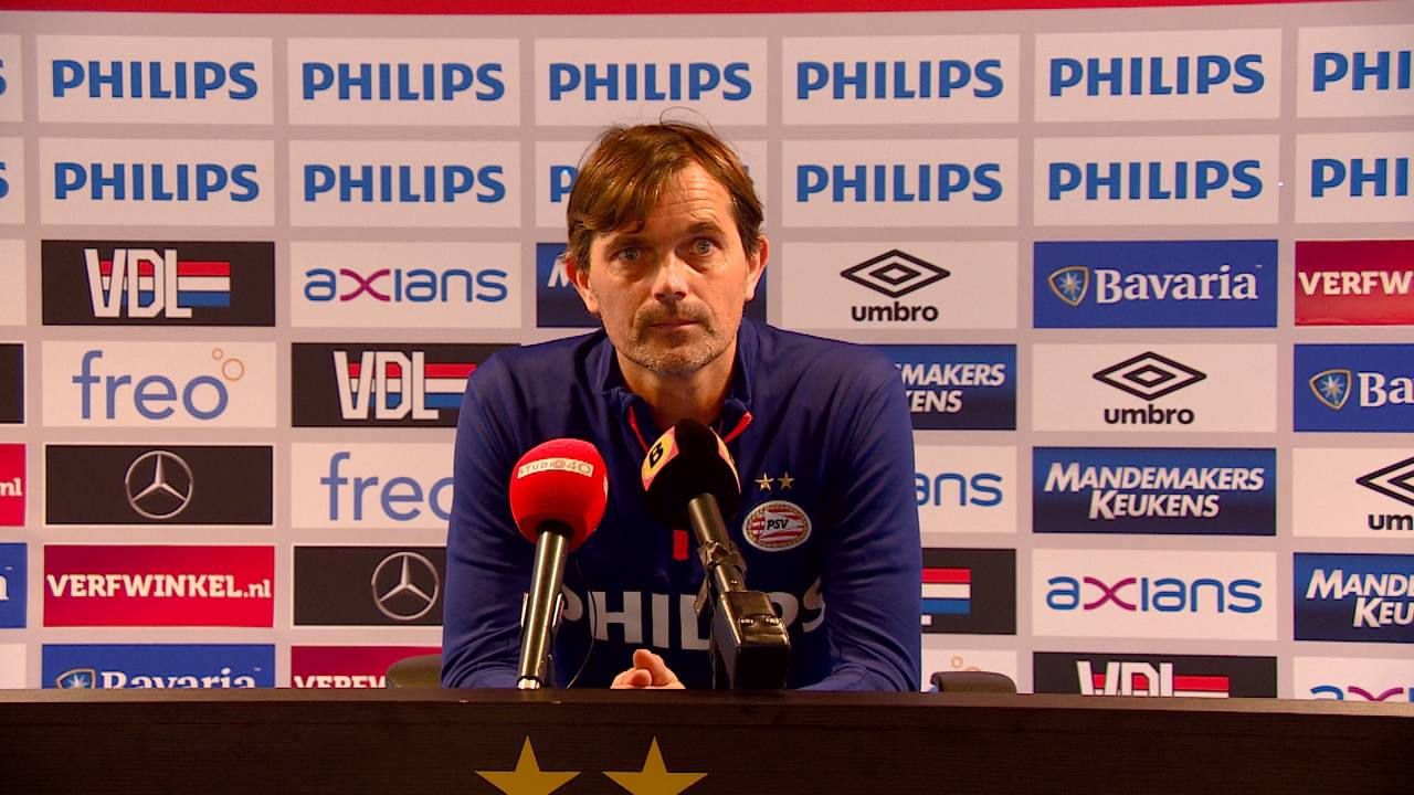 Phillip Cocu blikte terug op een moeilijke week.