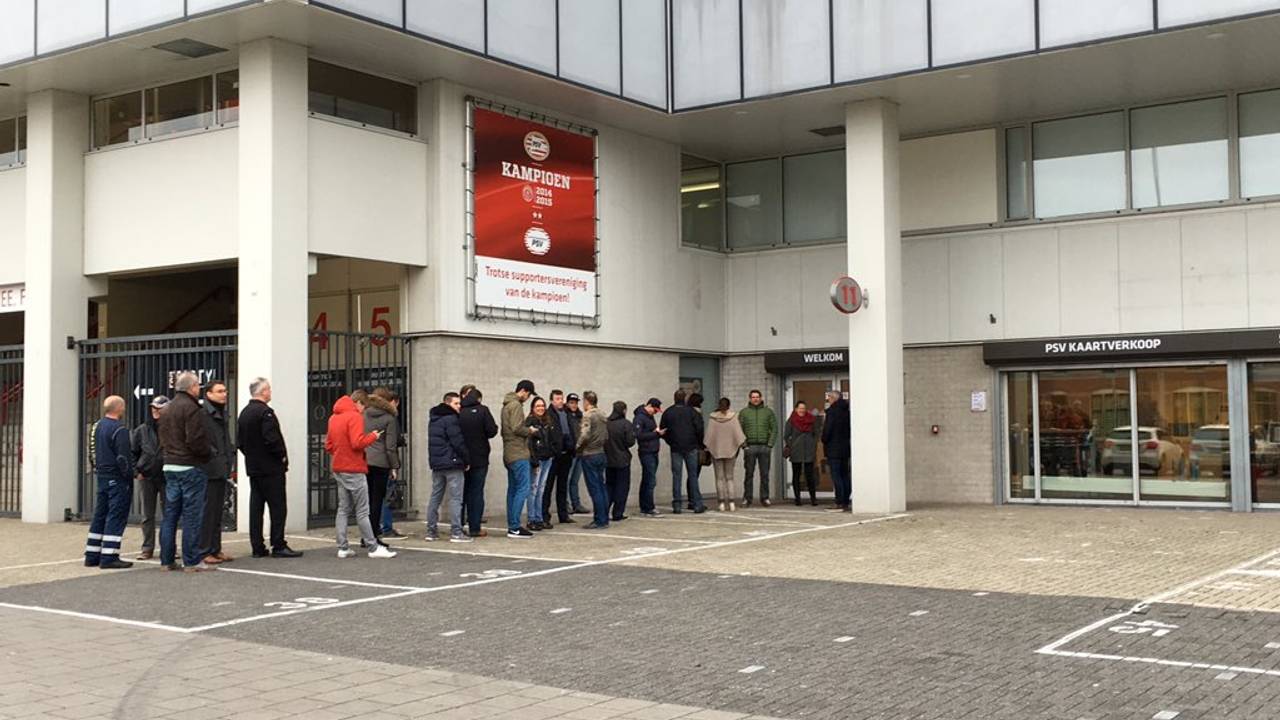 Kaartverkoop bij PSV.