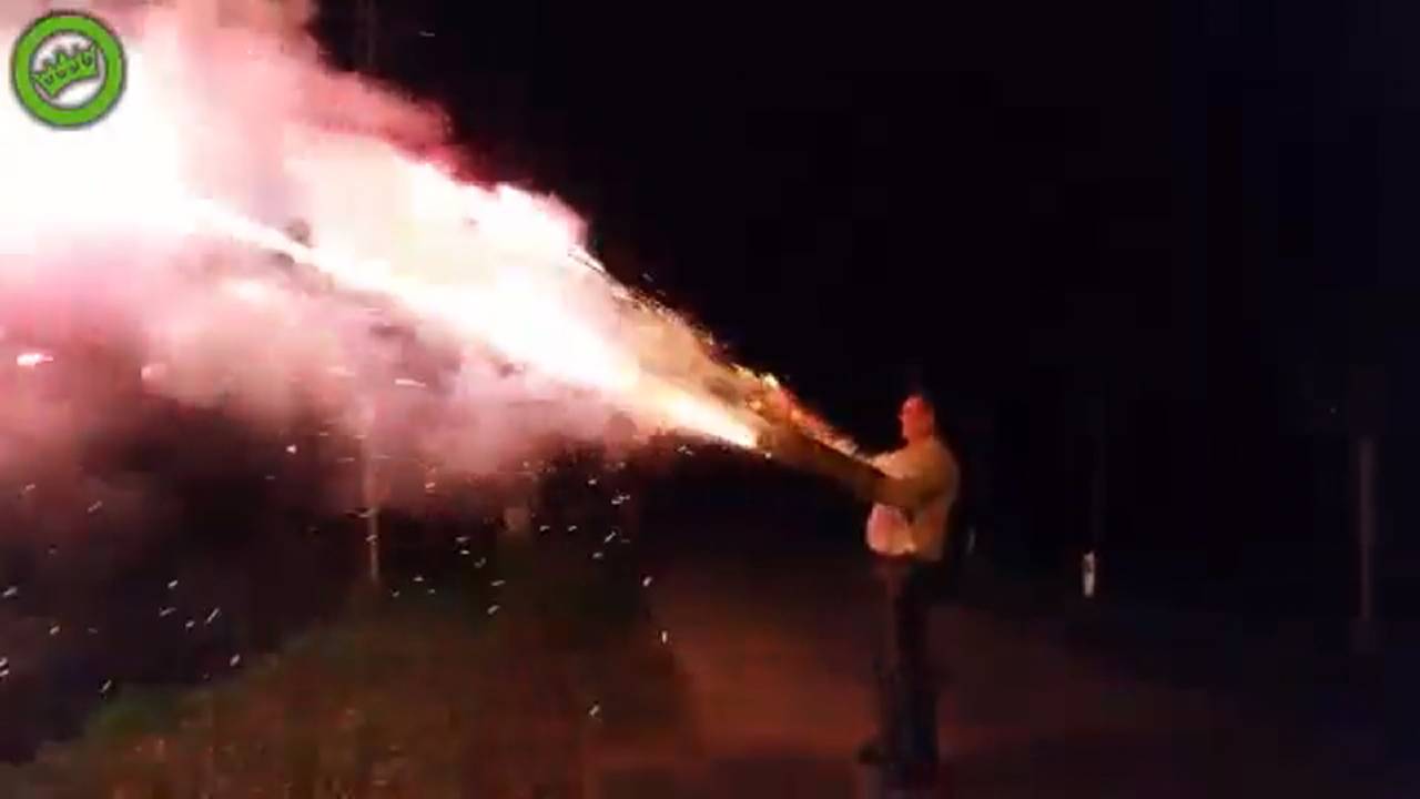 Filmpje Van Met Vuurwerk Stuntende Brabander Gaat Viral Omroep Brabant