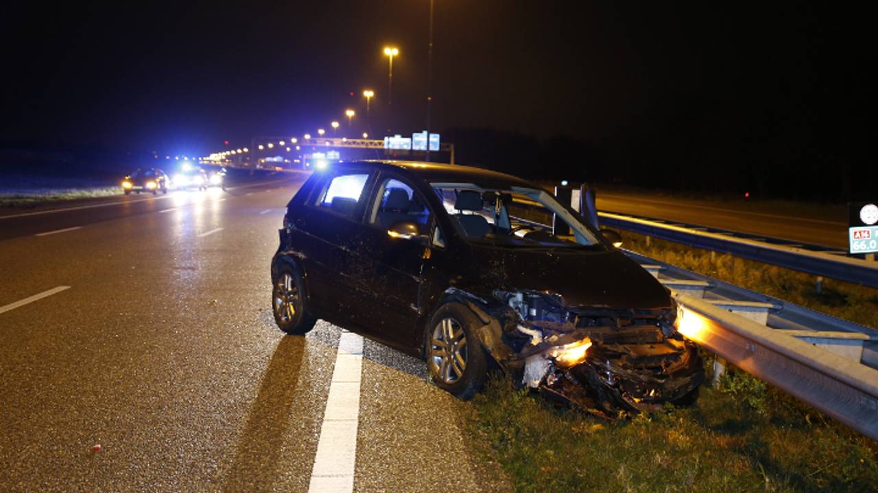 De spookrijder veroorzaakte zes ongelukken. (Foto: Marcel van Dorst/SQ Vision).