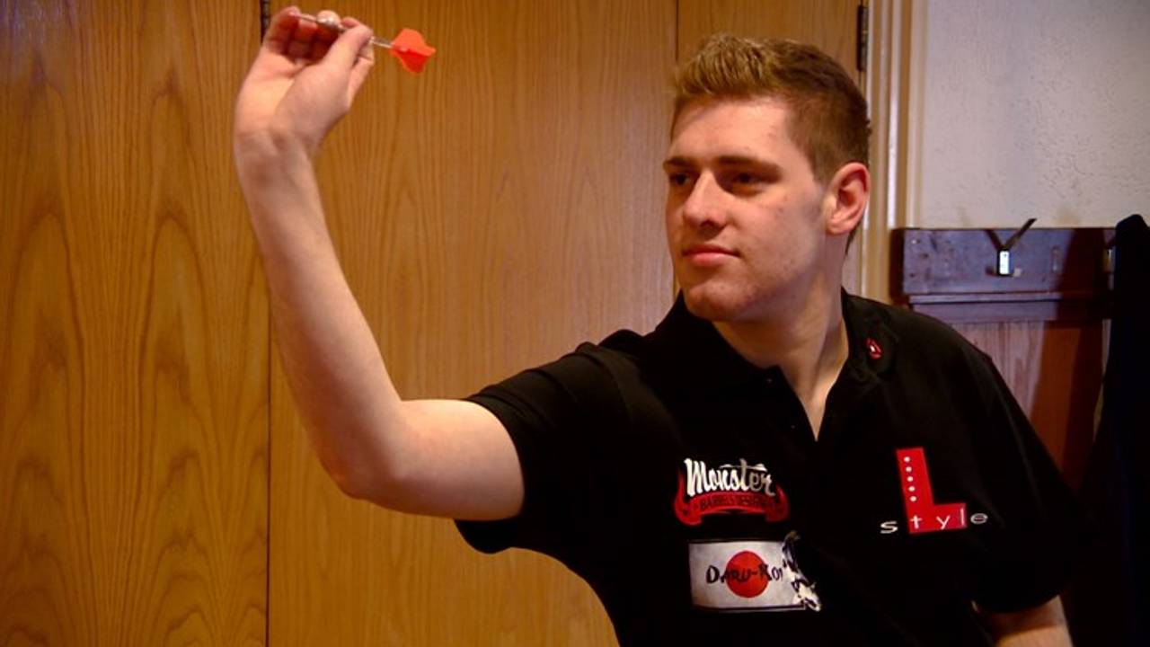 Berry van Peer gooit volgend jaar tegen alle grote namen bij dartsbond PDC