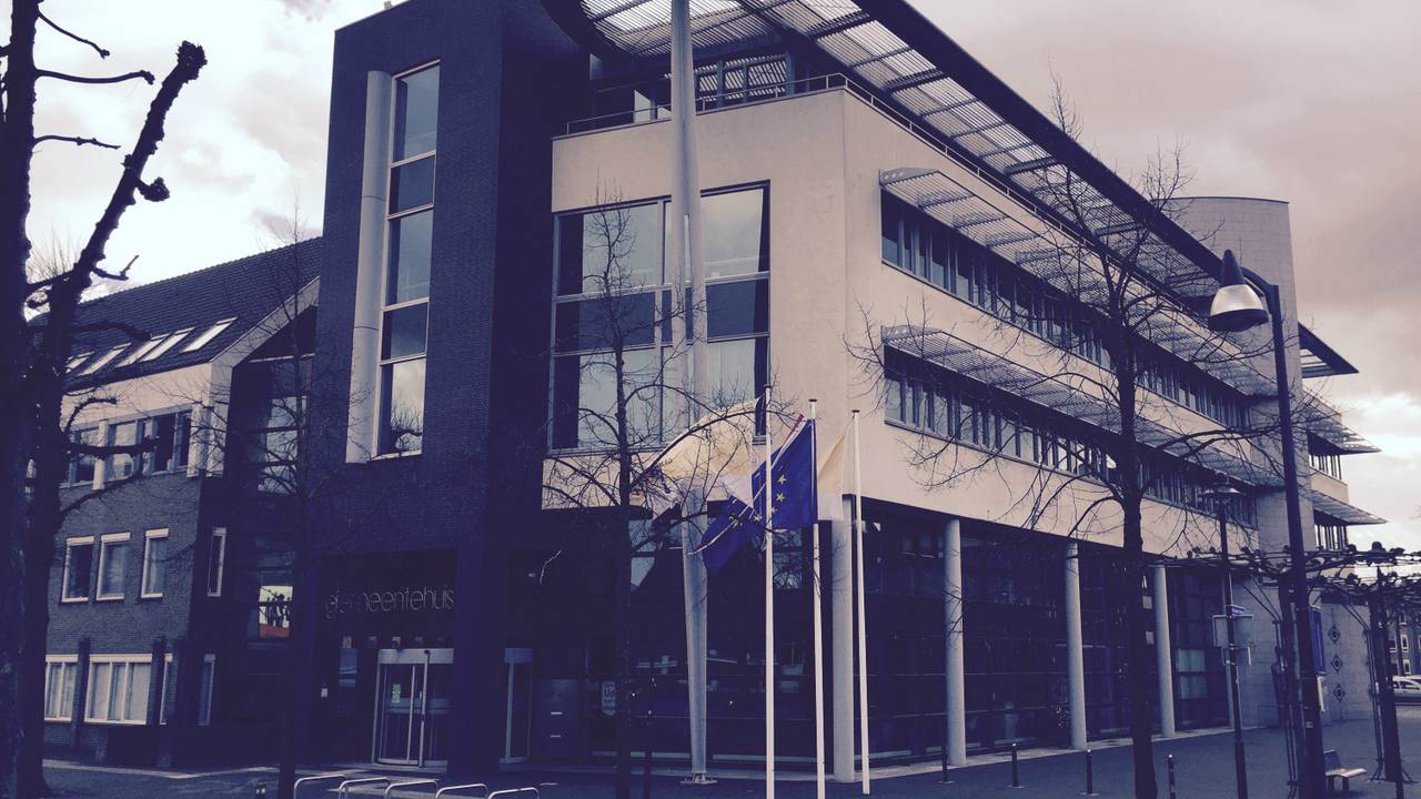 Het gemeentehuis van Uden (foto: Hans Janssen).