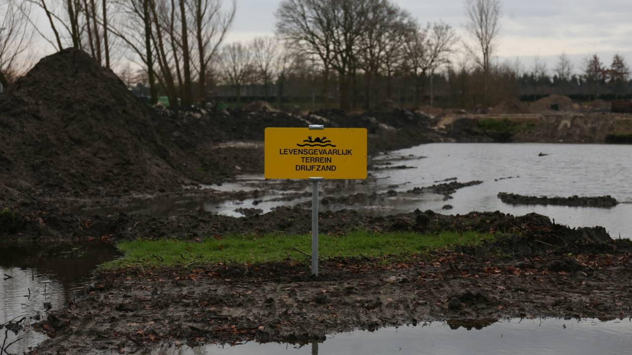 Er zijn extra borden geplaatst (Foto: Alexander Vingerhoeds, Obscura)