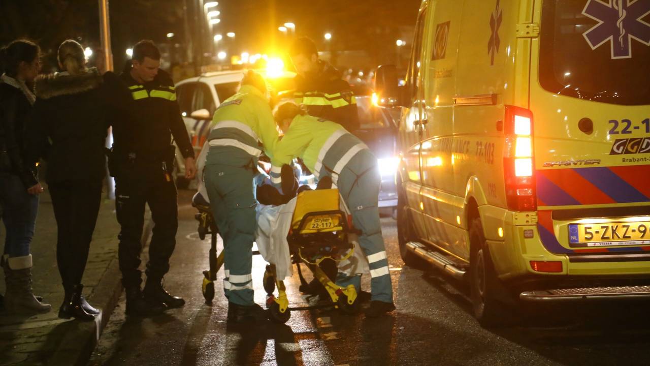 Vrouw gewond (foto: Gabor Heeres / SQ Vision)