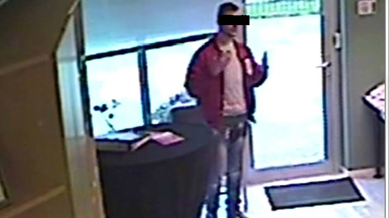 Er voor is 10.000 euro aan spullen gehuurd, maar niet teruggebracht. Foto: Facebook/Attractieverhuur