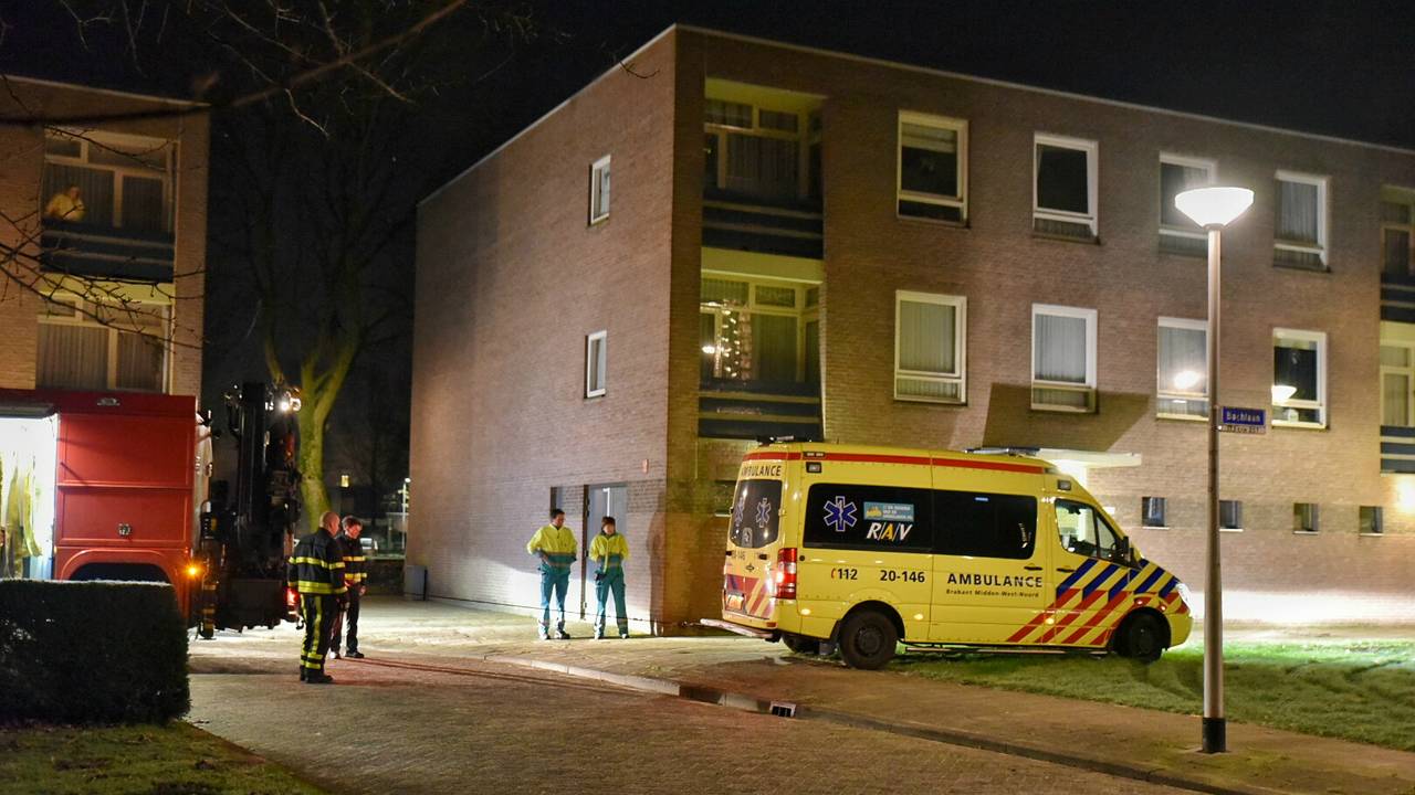 Brandweer schiet collega's ambulancedienst te hulp (Foto: Toby de Kort)