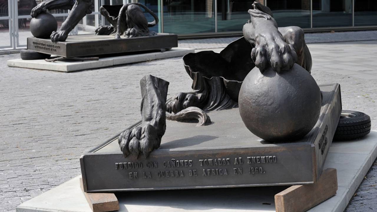 ©Fernando Sánchez Castillo, Anamnesis, 2003, Rabo Kunstcollectie, fotograaf Peter Cox