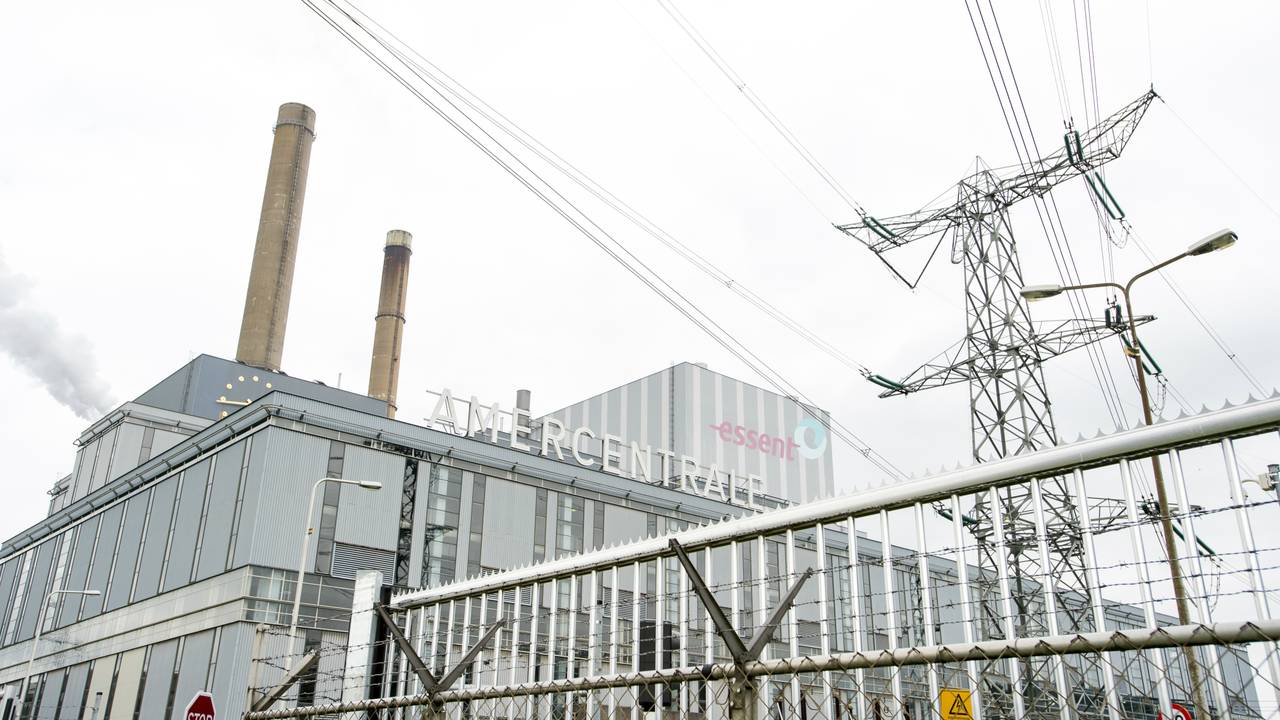 De Amercentrale in Geertruidenberg. (Foto: ANP).