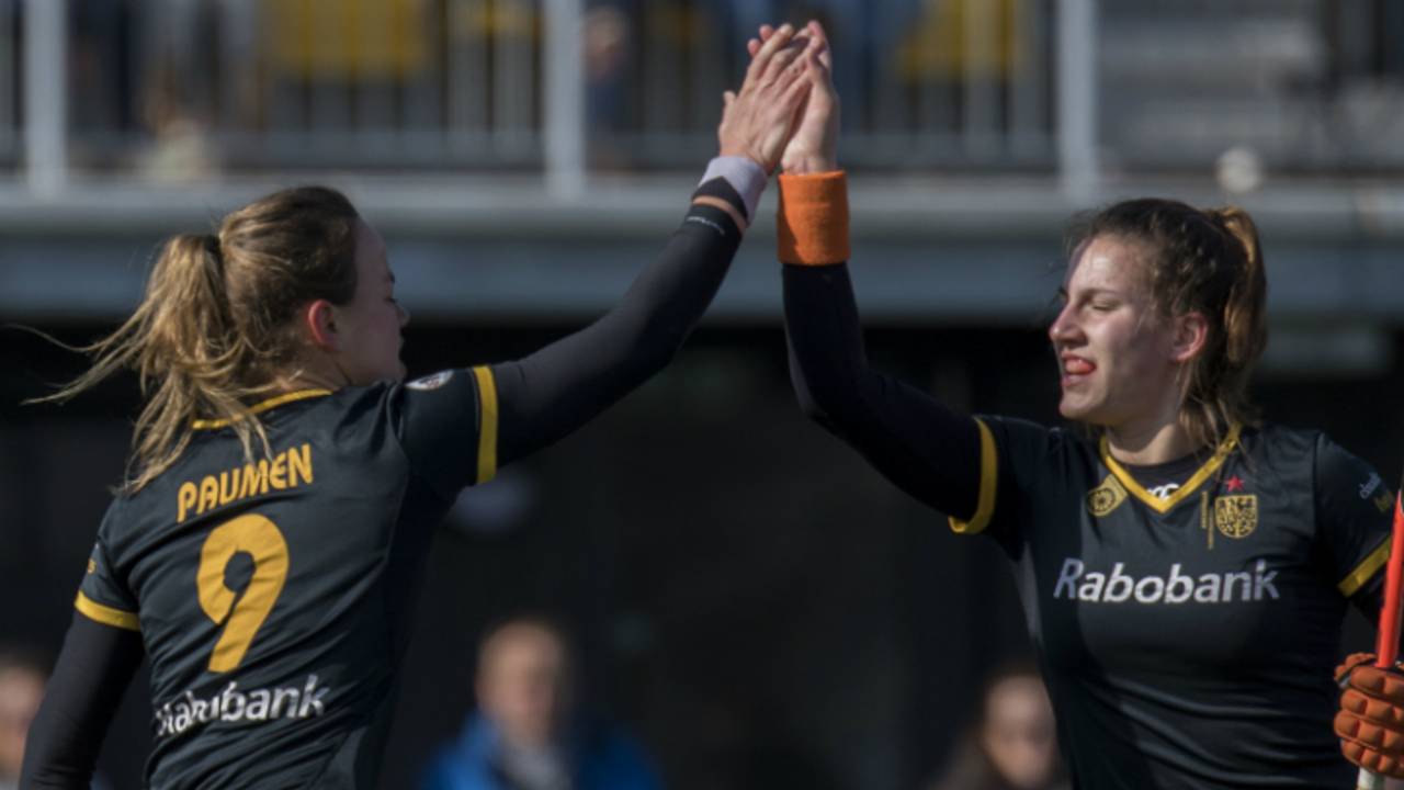 Maartje Paumen en Frédérique Matla scoorden (Foto: Orangepictures)