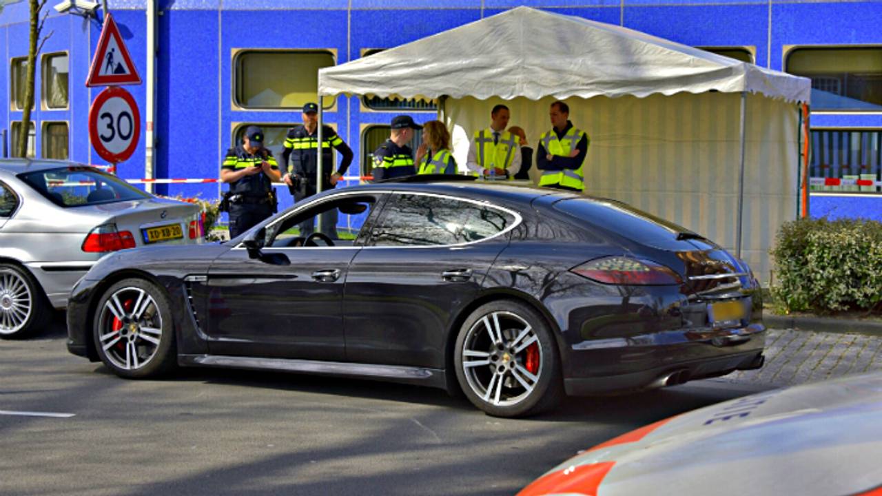 De 'patsercontrole'. (foto: Jules Vorselaars/JV Media)