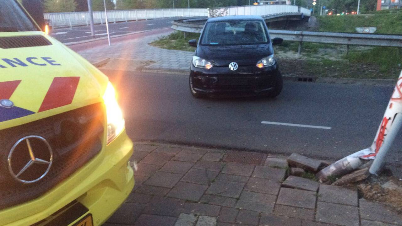 Jong kind gewond botsing Eindhoven. (foto: Gabor Heeres/SQ Vision)