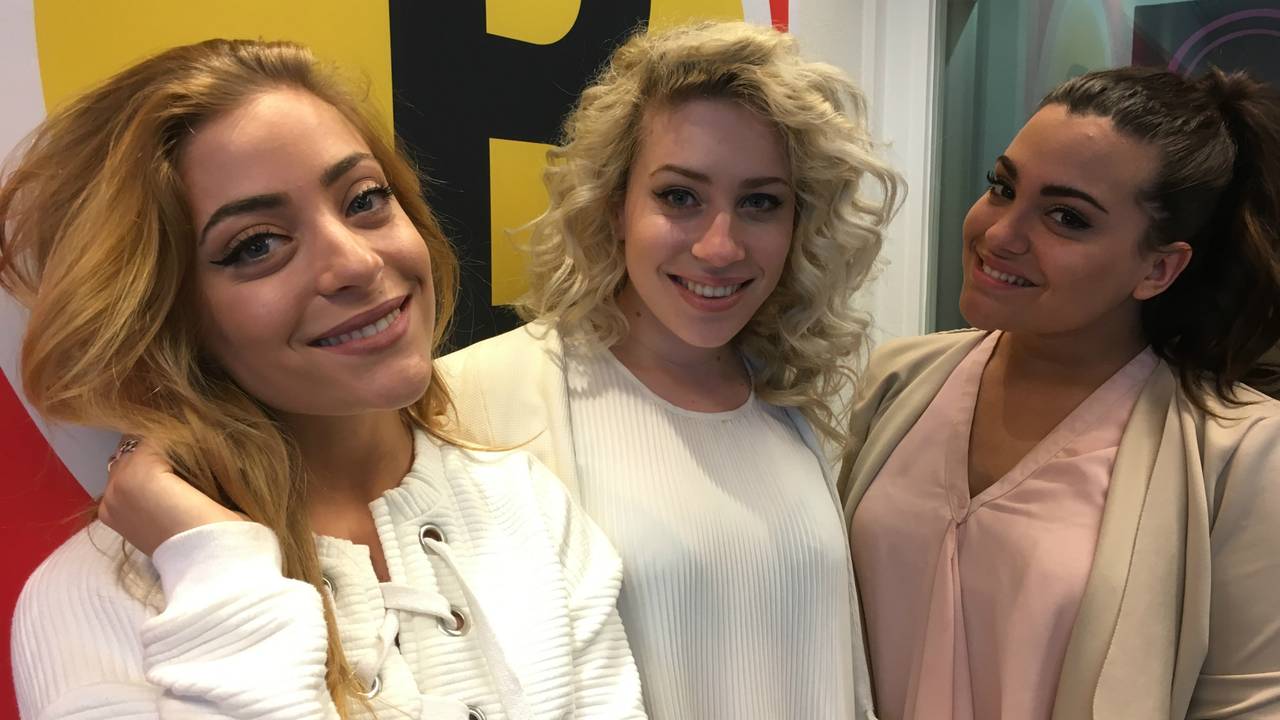 Van links naar rechts: Amy, Lisa en Shelley van O'G3NE.