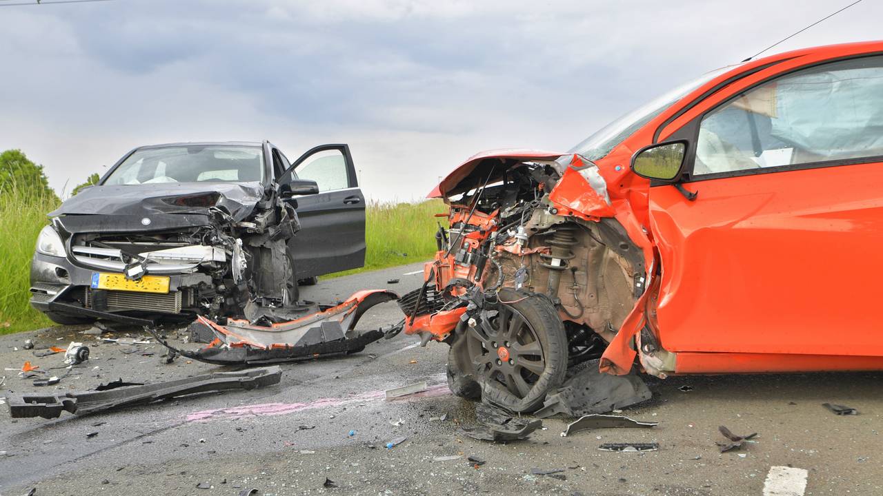 Botsing op de Rugdijk (foto: Jack Brekelmans / Persburo-BMS)