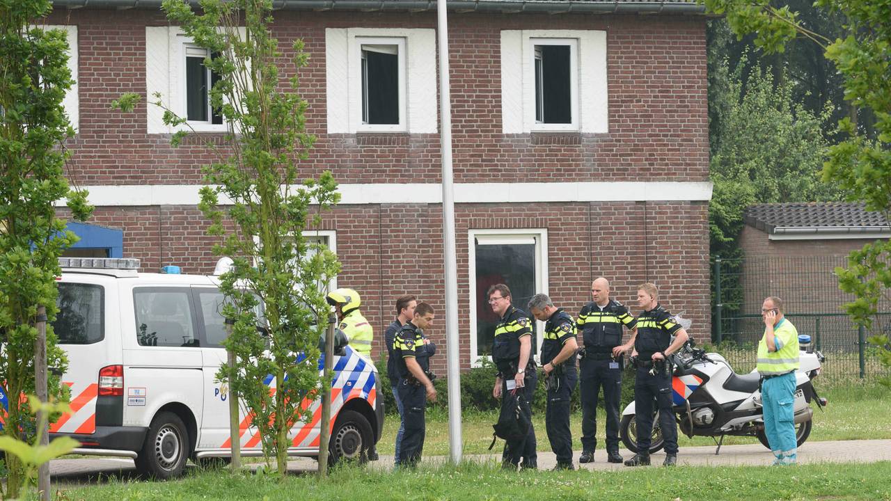 Veel politie op de been na de ruzie in Etten-Leur (foto: Tom van der Put/SQ Vision).