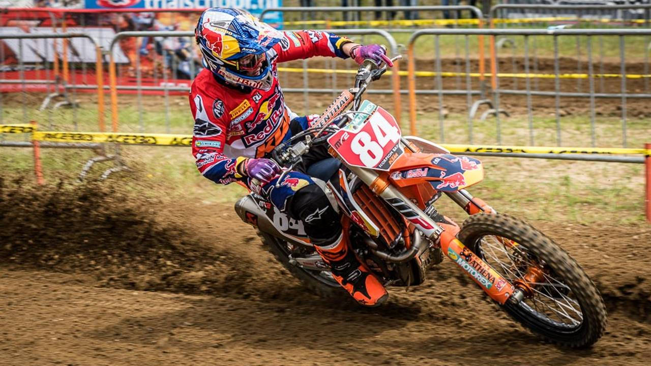 Jeffrey Herlings in actie in Markelo