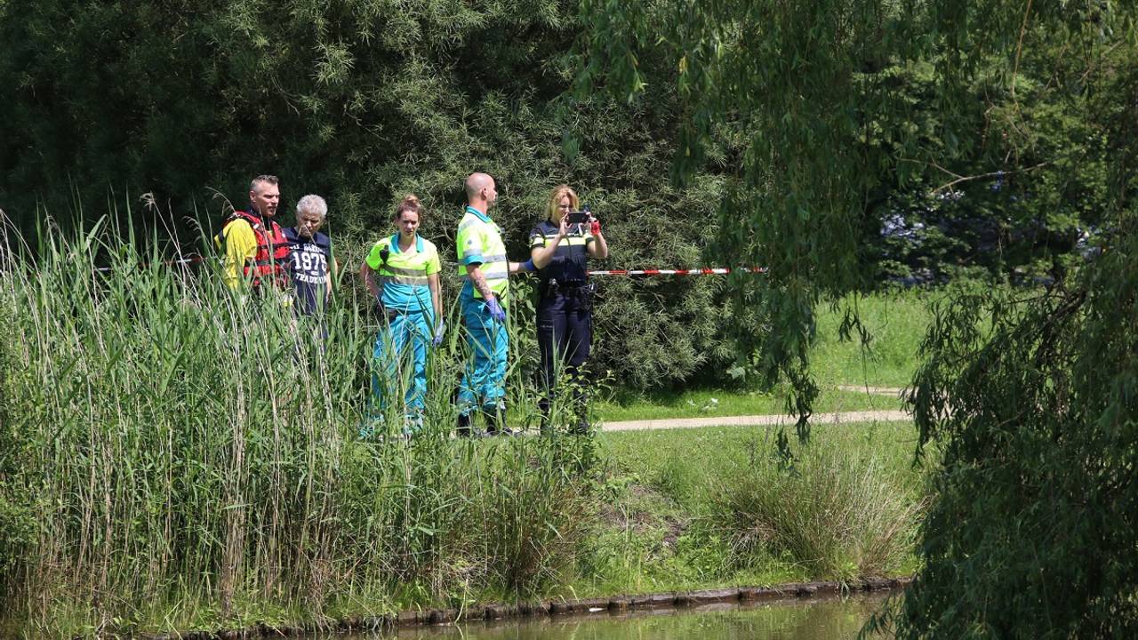 Ga naar slide 2
