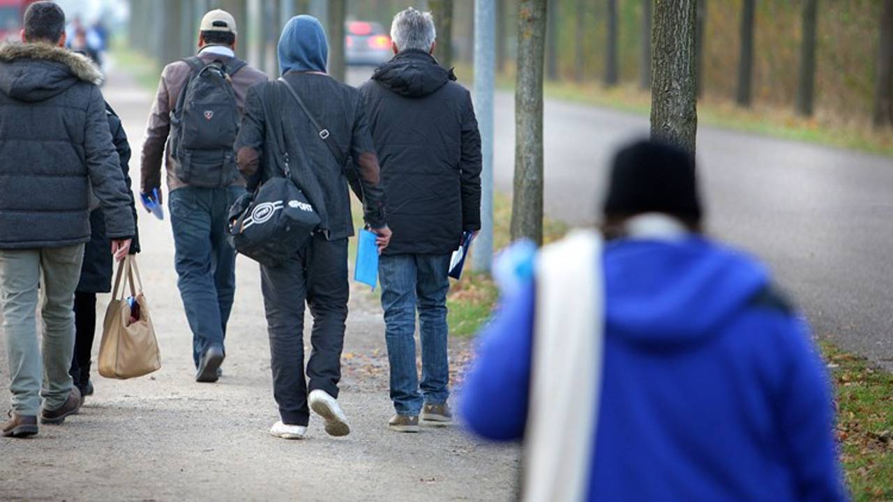 'Gelukzoekers verpesten het voor echte vluchtelingen'