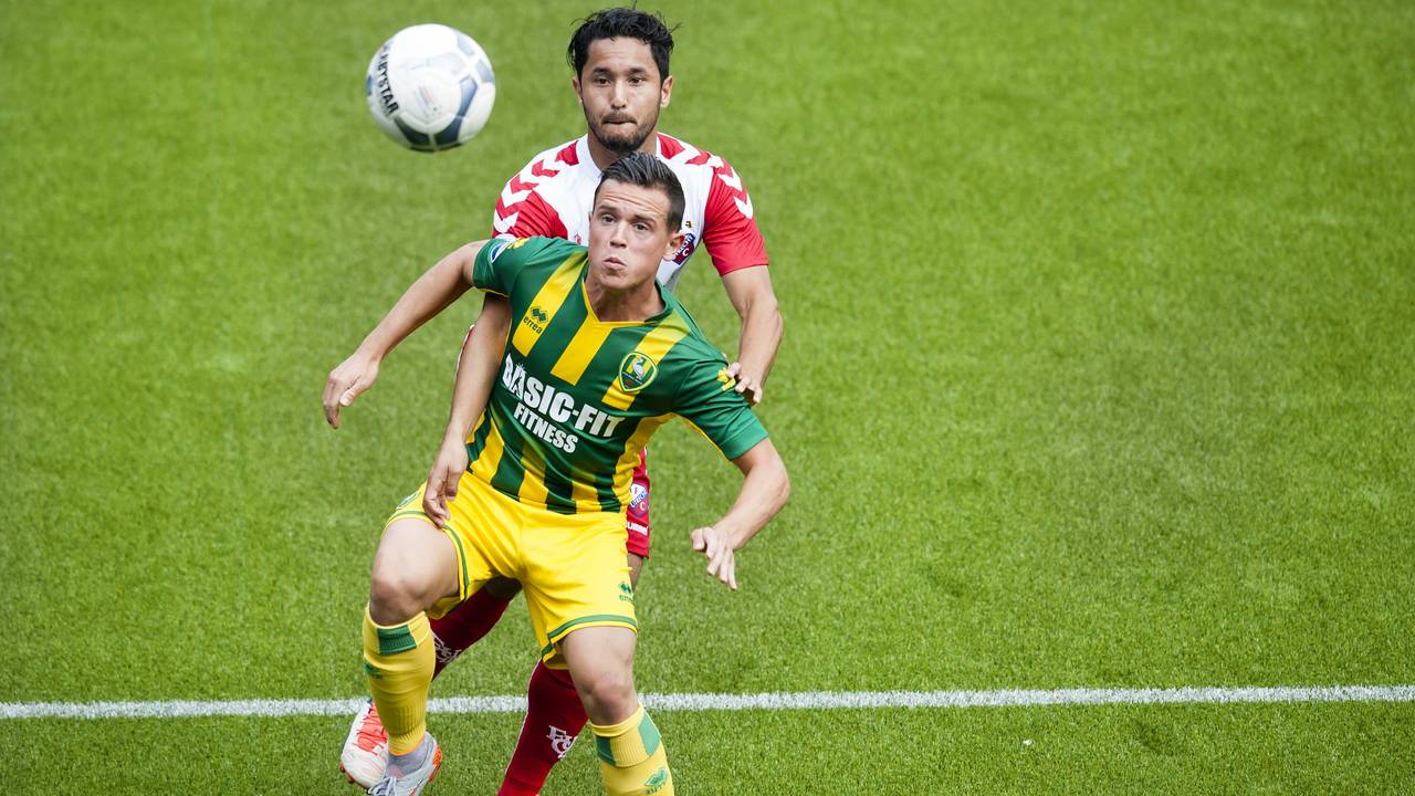 Giovanni Korte op voorgrond in actie (foto: OrangePictures)