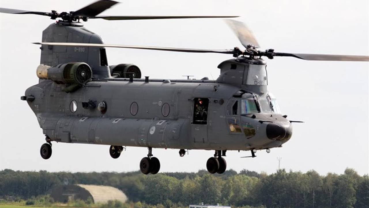 Een Chinook-transporthelikopter (Foto: John Kuijsters)