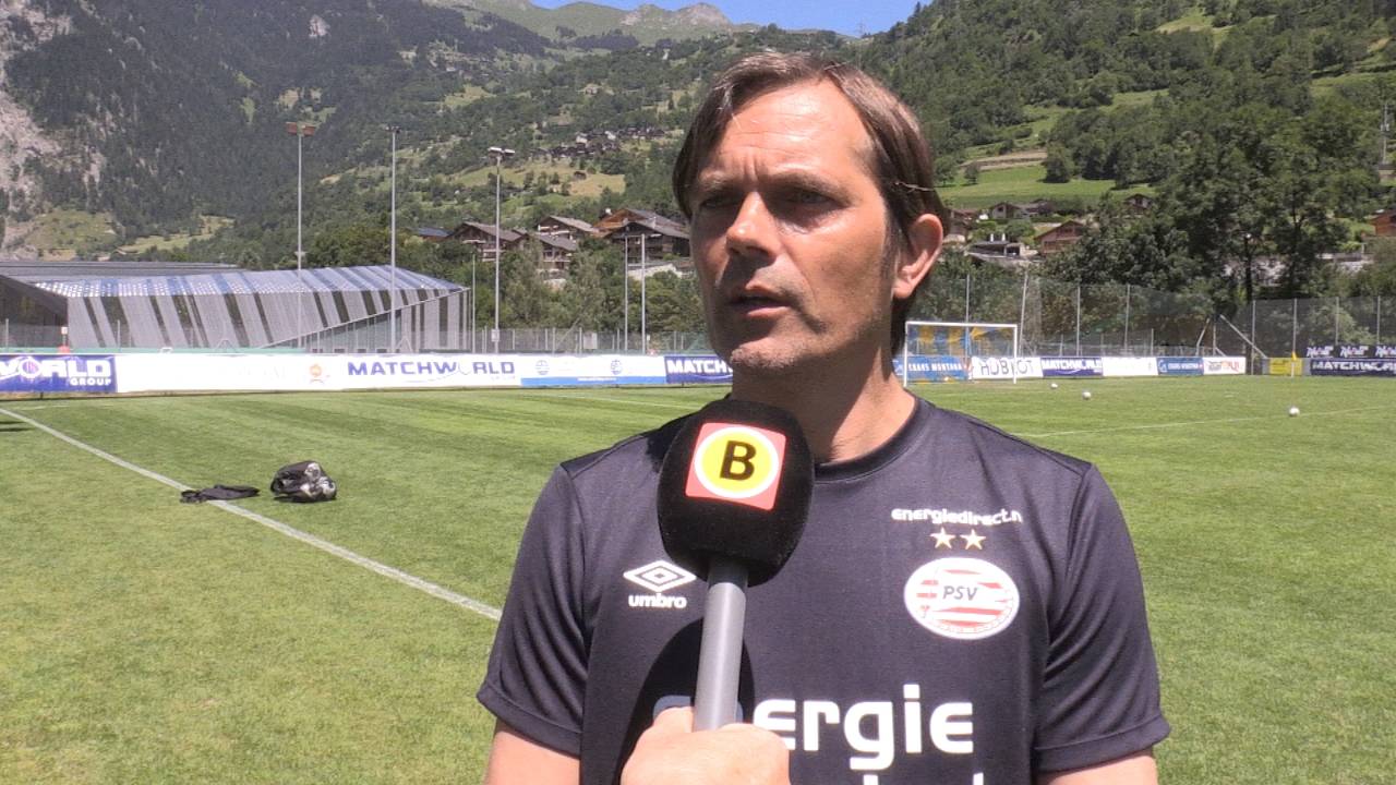 Phillip Cocu tijdens trainingskamp.