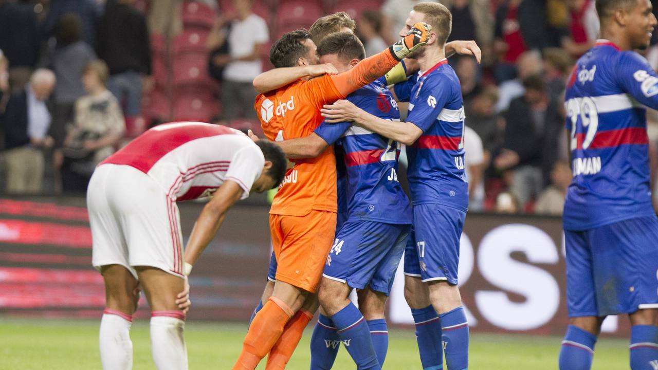 Willem II viert unieke overwinning in Amsterdam