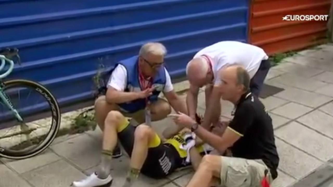 Steven Kruijswijk brak zijn sleutelbeen bij de val.