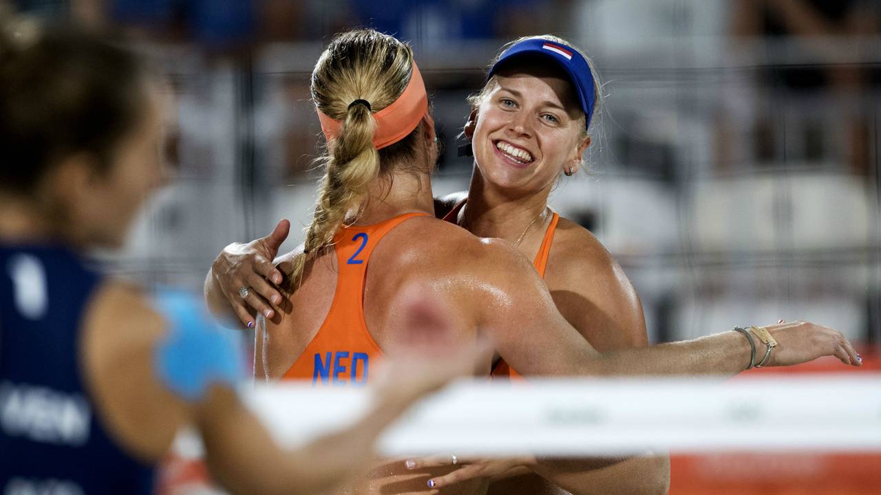 Van Iersel en Meppelink stralen na hun zege. (Foto: ANP)