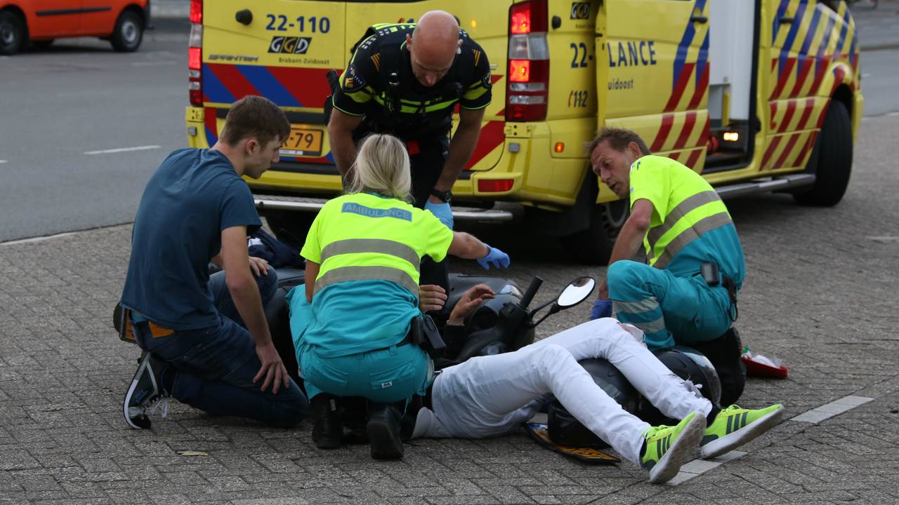 Gewonde bij ongeluk Boschdijk (foto: Gabor Heeres / SQ Vision)